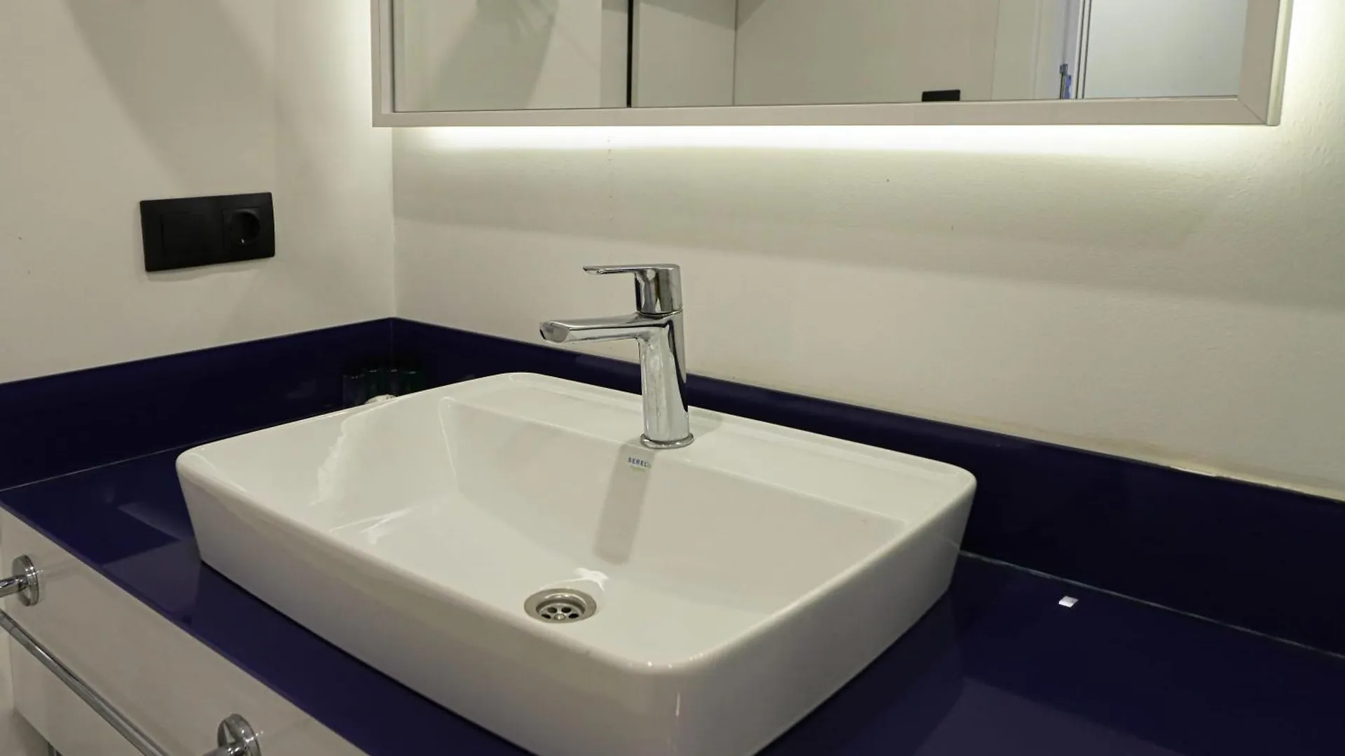 Cozy And Stylish Apartment With Sea View In Batum 0*,